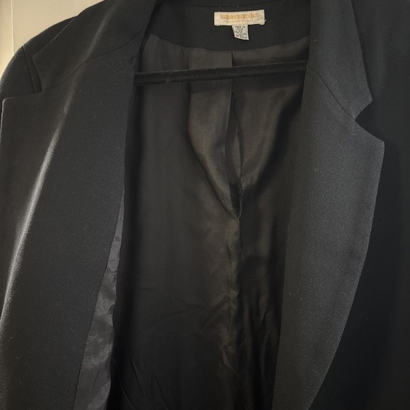 Women's Brooks Brothers Vintage Black Blazer Size 12 100% Wool - Picture 8 of 8